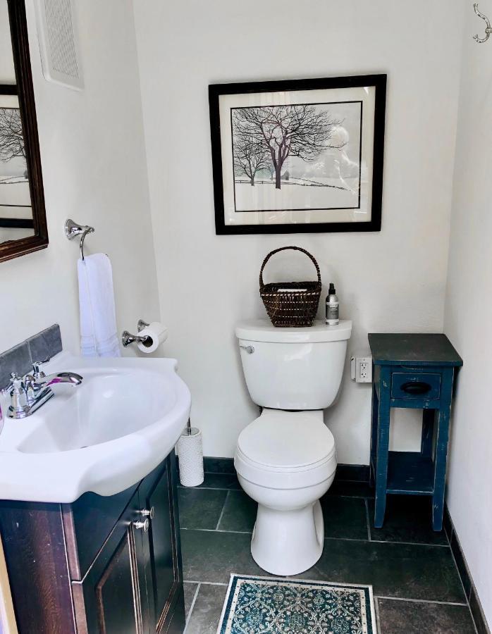 Bond Ranch Retreat Hotel King Hill Bagian luar foto